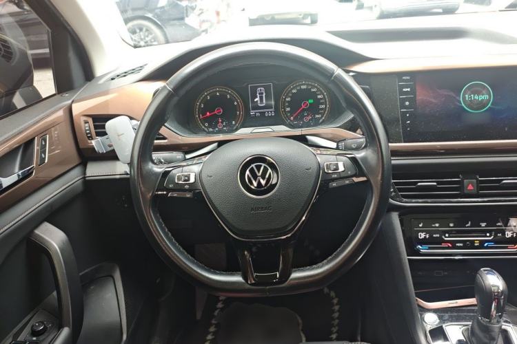 Used Volkswagen Tharu 2021 280TSI Two-Wheel-Drive Luxury Plus Edition Steering Wheel