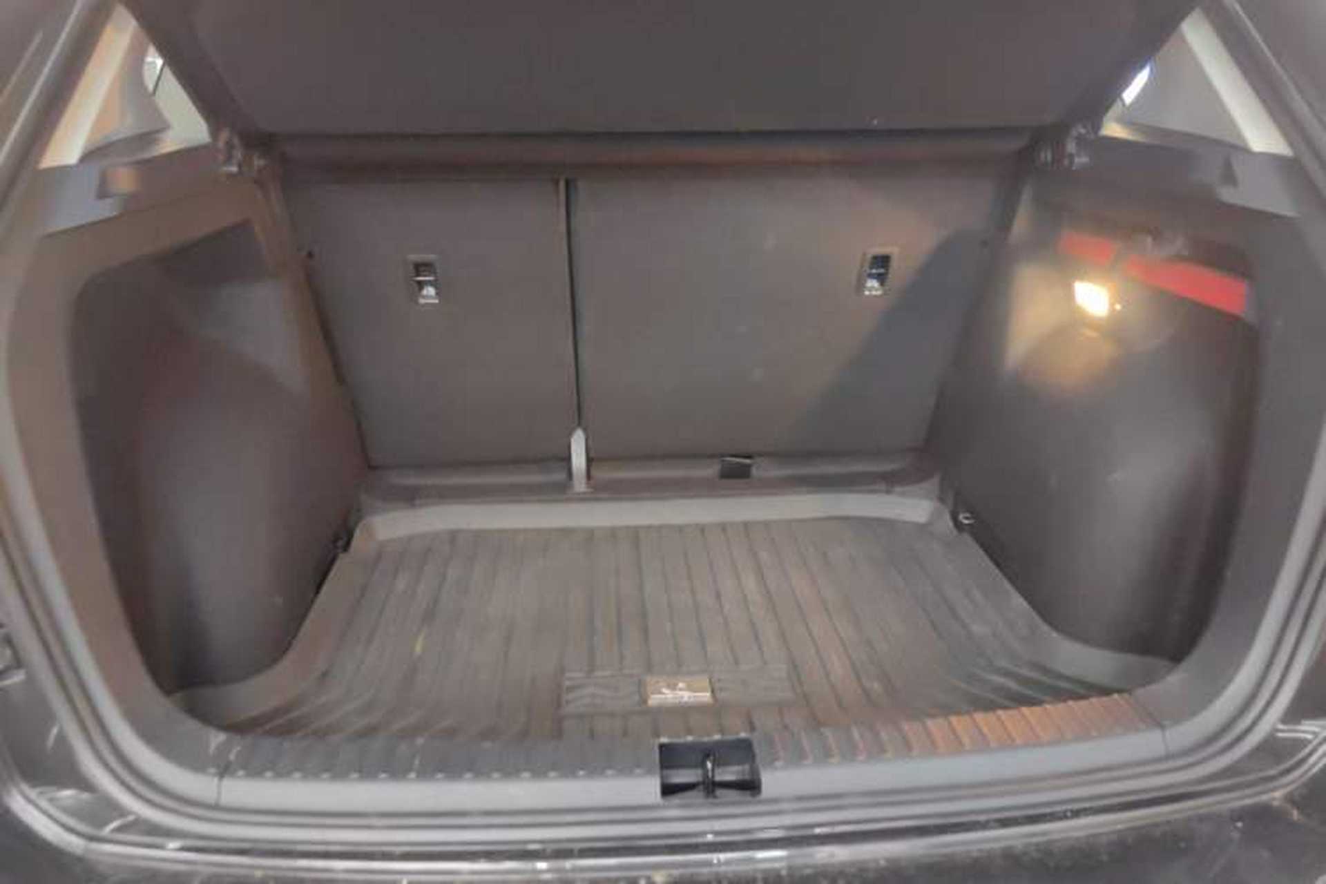 Used Volkswagen Tharu 2021 280TSI Two-Wheel Drive Trend Edition Trunk