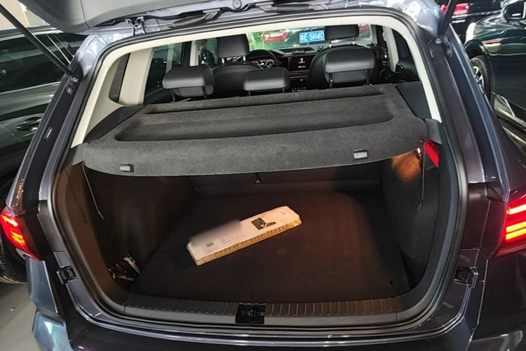 Used Volkswagen Tharu 2021 330TSI Four-Wheel Drive Flagship Edition Trunk