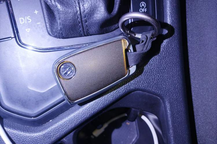 Used Volkswagen Tharu 2021 280TSI Two-Wheel Drive Trend Edition Vehicle Key