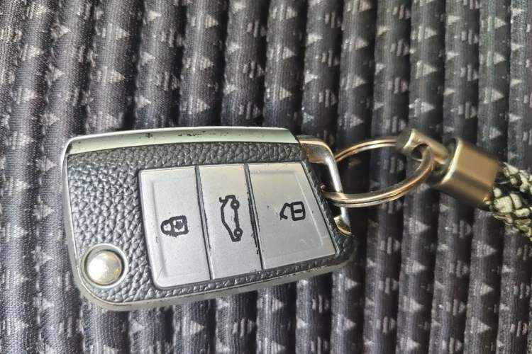 Used Volkswagen Tharu 2021 280TSI Two-Wheel Drive Comfort Edition Vehicle Key