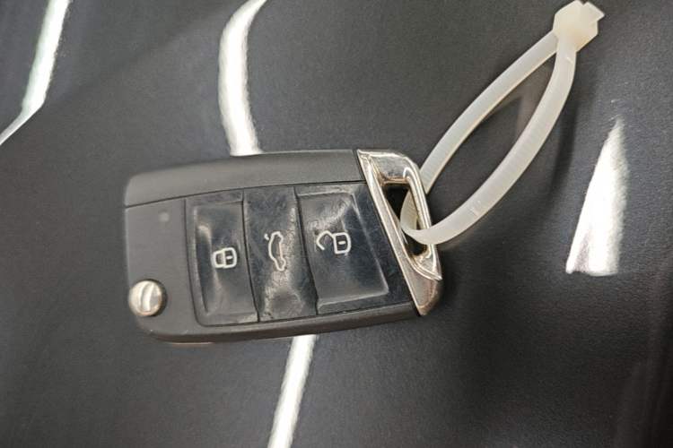 Used Volkswagen Tharu 2021 280TSI Two-Wheel Drive Trend Edition Vehicle Key