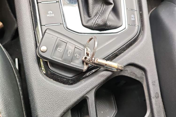 Used Volkswagen Tharu 2021 330TSI All-Wheel Drive Luxury PLUS Version Vehicle Key