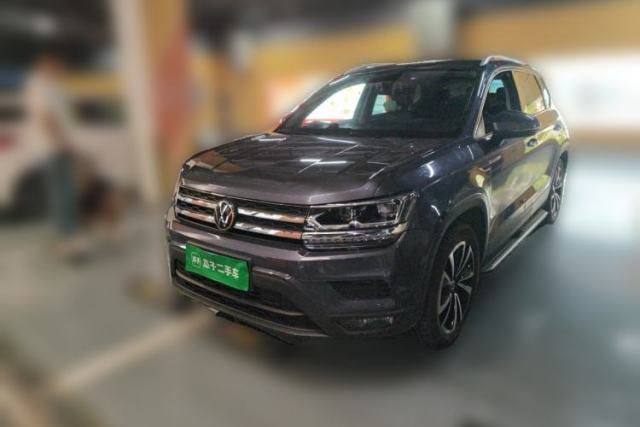 Używany Volkswagen Tharu 2021 280TSI Two-Wheel-Drive Luxury Plus Edition