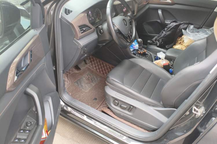 Used Volkswagen Tharu 2021 280TSI Two-Wheel-Drive Luxury Plus Edition Driver Seat