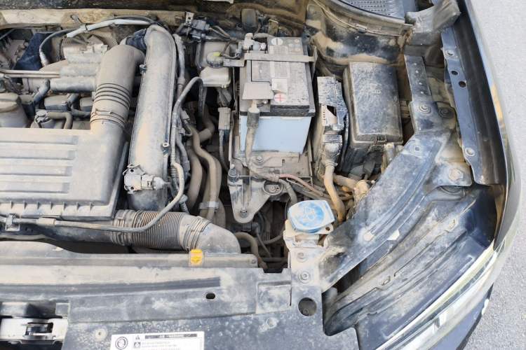 Used Volkswagen Tharu 2021 280TSI Two-Wheel-Drive Luxury Plus Edition Engine Bay Left