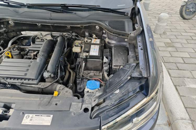 Used Volkswagen Tharu 2021 280TSI Two-Wheel-Drive Luxury Plus Edition Engine Bay Left