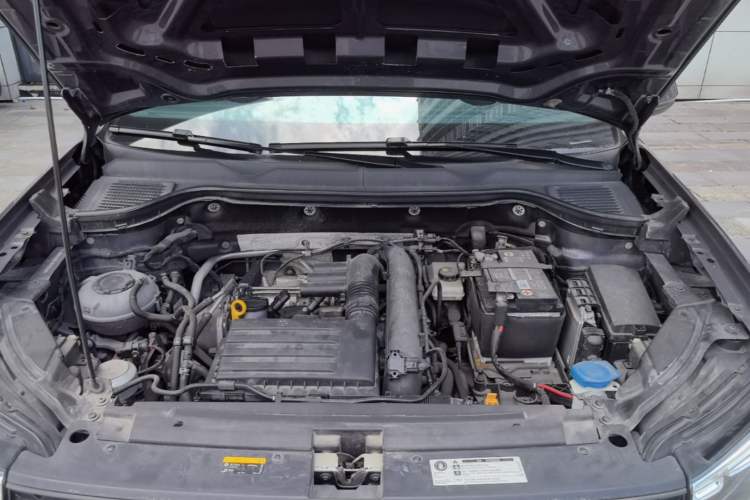 Used Volkswagen Tharu 2021 280TSI Two-Wheel Drive Trend Edition Engine Bay