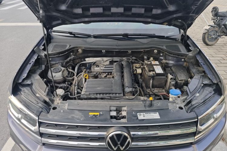 Used Volkswagen Tharu 2021 280TSI Two-Wheel-Drive Luxury Plus Edition Engine Bay