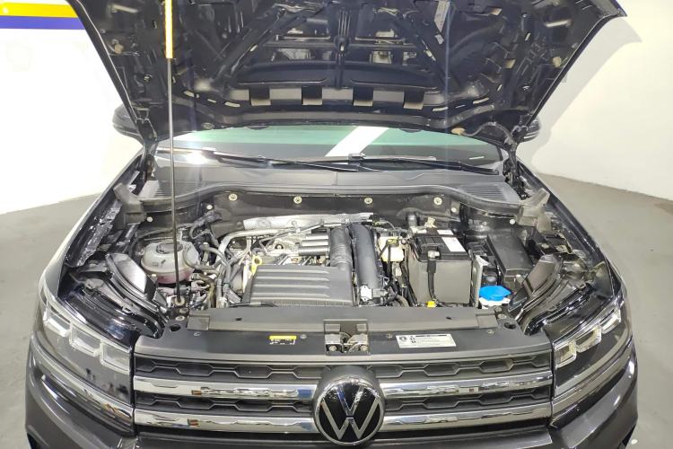 Used Volkswagen Tharu 2021 280TSI Two-Wheel Drive Trend Edition Engine Bay