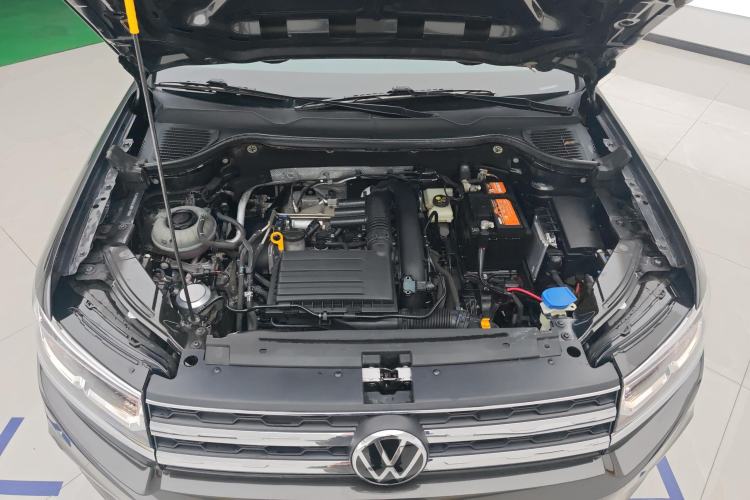 Used Volkswagen Tharu 2021 280TSI Two-Wheel-Drive Luxury Plus Edition Engine Bay