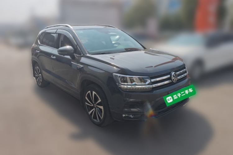 Used Volkswagen Tharu 2021 280TSI Two-Wheel-Drive Luxury Edition Front Right 45 Deg