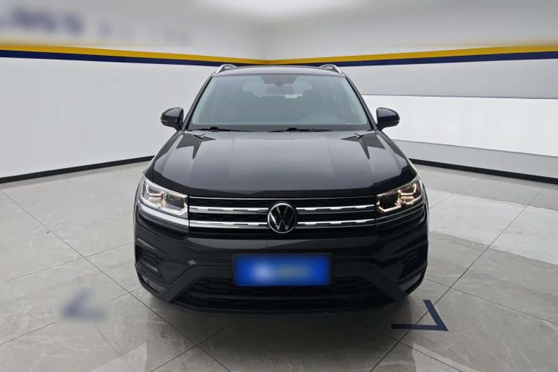 Used Volkswagen Tharu 2021 280TSI Two-Wheel-Drive Luxury Plus Edition Front