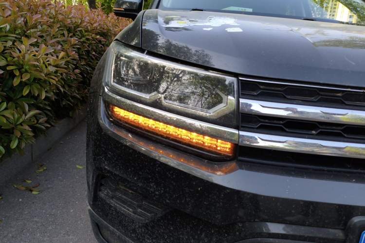 Used Volkswagen Tharu 2021 280TSI Two-Wheel-Drive Luxury Plus Edition Right Front Headlight