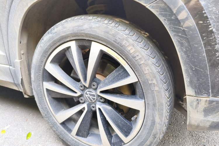 Used Volkswagen Tharu 2021 280TSI Two-Wheel-Drive Luxury Plus Edition Right Front Wheel Hub