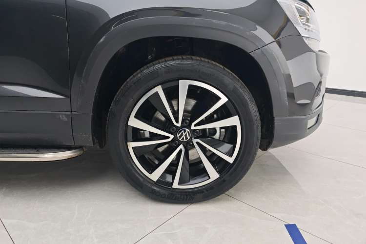 Used Volkswagen Tharu 2021 280TSI Two-Wheel-Drive Luxury Plus Edition Right Front Wheel Hub