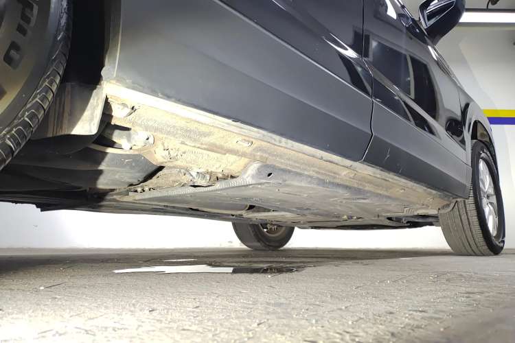Used Volkswagen Tharu 2021 280TSI Two-Wheel Drive Trend Edition Right Side Sill