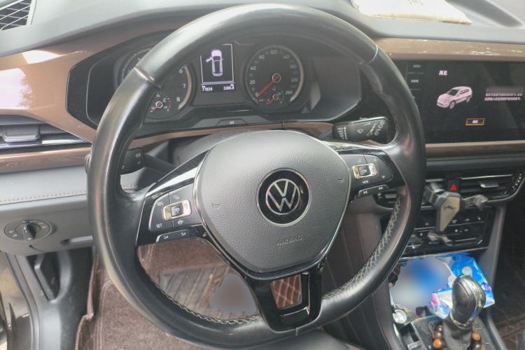 Used Volkswagen Tharu 2021 280TSI Two-Wheel-Drive Luxury Plus Edition Steering Wheel