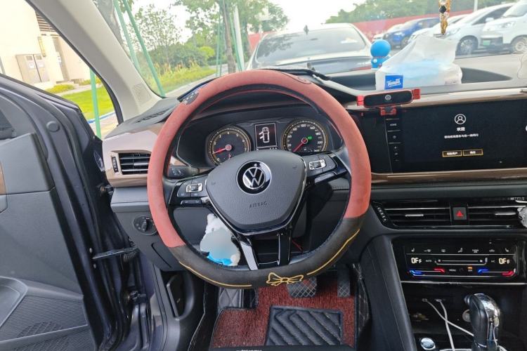Used Volkswagen Tharu 2021 280TSI Two-Wheel-Drive Luxury Plus Edition Steering Wheel