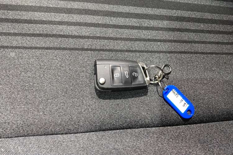 Used Volkswagen Tharu 2021 280TSI Two-Wheel Drive Trend Edition Vehicle Key