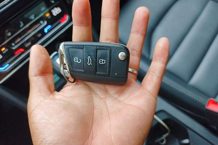 Used Volkswagen Tharu 2021 330TSI Four-Wheel Drive Flagship Edition Vehicle Key