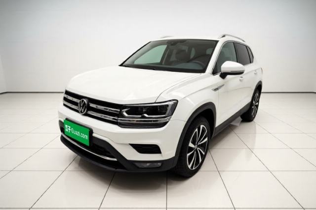 Ojetý Volkswagen Tharu 2021 280TSI Two-Wheel-Drive Luxury Plus Edition