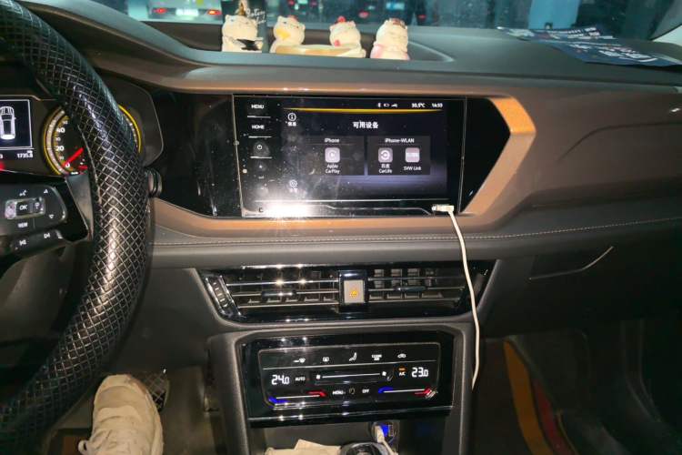 Used Volkswagen Tharu 2021 280TSI Two-Wheel Drive Comfort Edition Audio And AC Panel