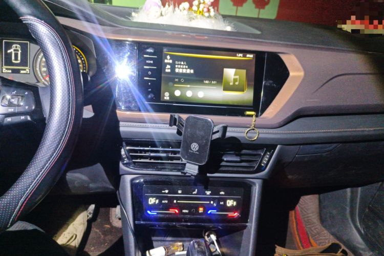 Used Volkswagen Tharu 2021 280TSI Two-Wheel Drive Comfort Edition Audio And AC Panel