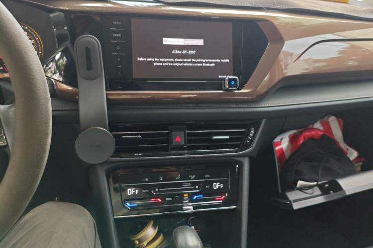 Used Volkswagen Tharu 2021 280TSI Two-Wheel Drive Comfort Edition Audio And AC Panel