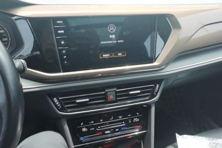Used Volkswagen Tharu 2021 280TSI Two-Wheel-Drive Luxury Plus Edition Audio And AC Panel