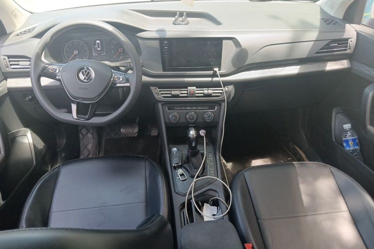 Used Volkswagen Tharu 2021 280TSI Two-Wheel Drive Trend Edition Center Console