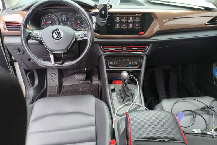 Used Volkswagen Tharu 2021 280TSI Two-Wheel Drive Comfort Edition Center Console
