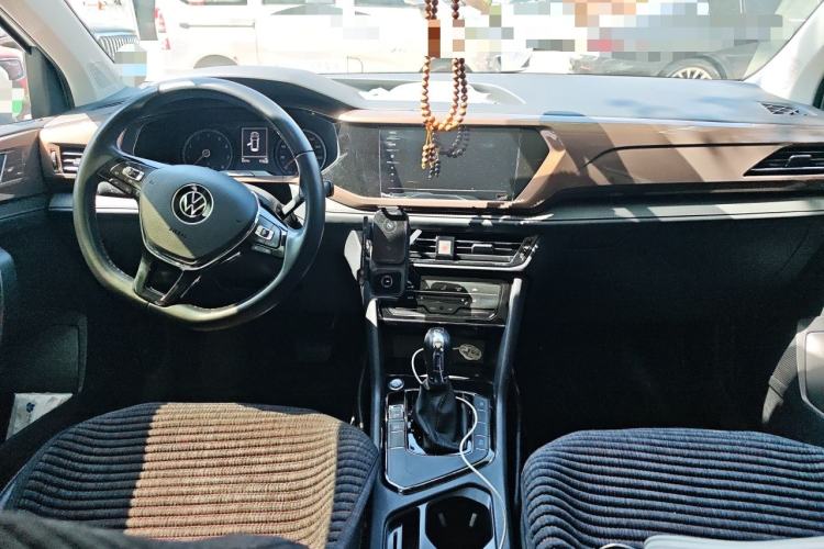 Used Volkswagen Tharu 2021 280TSI Two-Wheel-Drive Luxury Edition Center Console