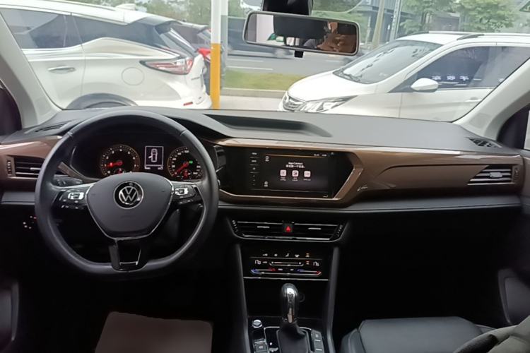 Used Volkswagen Tharu 2021 280TSI Two-Wheel Drive Comfort Edition Center Console