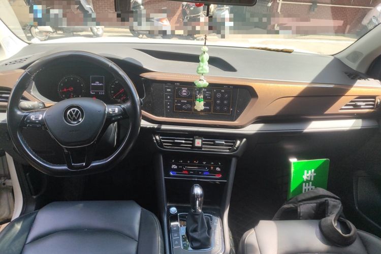 Used Volkswagen Tharu 2021 280TSI Two-Wheel-Drive Luxury Edition Center Console