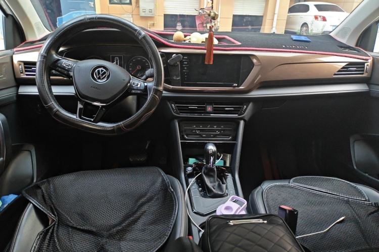 Used Volkswagen Tharu 2021 280TSI Two-Wheel Drive Comfort Edition Center Console