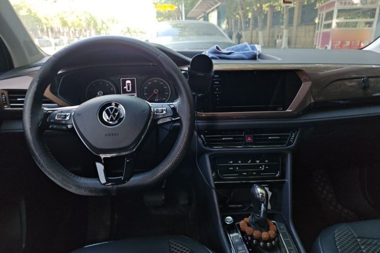 Used Volkswagen Tharu 2021 280TSI Two-Wheel Drive Comfort Edition Center Console