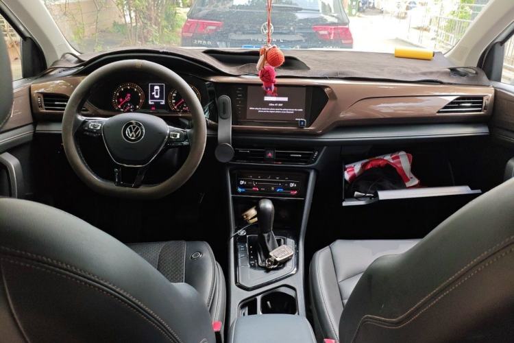 Used Volkswagen Tharu 2021 280TSI Two-Wheel Drive Comfort Edition Center Console