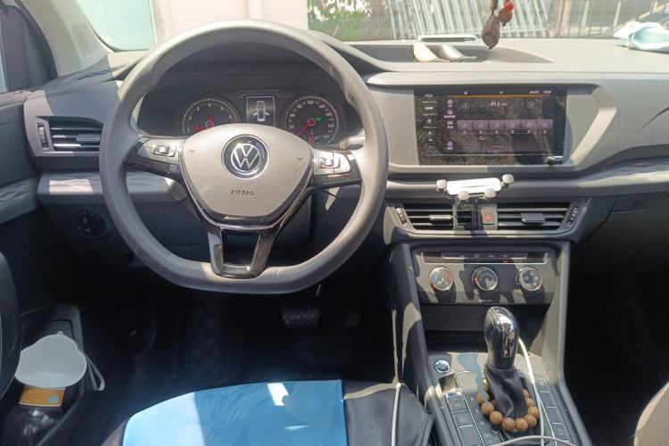 Used Volkswagen Tharu 2021 280TSI Two-Wheel Drive Trend Edition Center Console