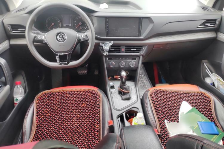 Used Volkswagen Tharu 2021 280TSI Two-Wheel Drive Trend Edition Center Console