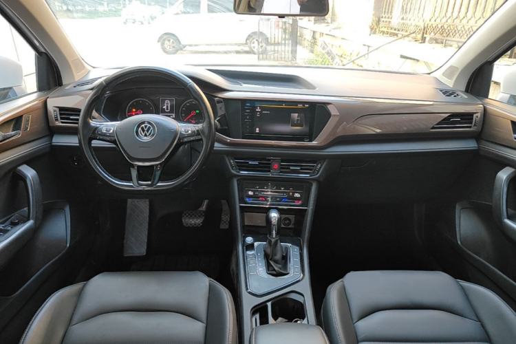 Used Volkswagen Tharu 2021 280TSI Two-Wheel Drive Comfort Edition Center Console