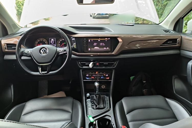 Used Volkswagen Tharu 2021 280TSI Two-Wheel Drive Comfort Edition Center Console