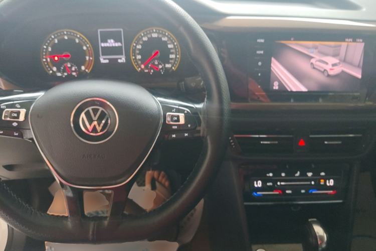 Used Volkswagen Tharu 2021 280TSI Two-Wheel Drive Comfort Edition Center Console