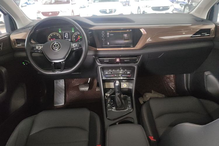 Used Volkswagen Tharu 2021 280TSI Two-Wheel Drive Comfort Edition Center Console