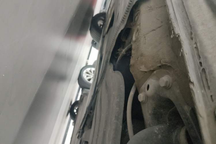 Used Volkswagen Tharu 2021 280TSI Two-Wheel-Drive Luxury Plus Edition Chassis Rear Left