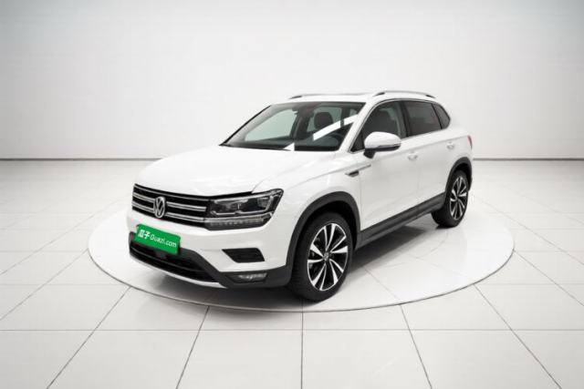 Używany Volkswagen Tharu 2021 280TSI Two-Wheel-Drive Luxury Plus Edition