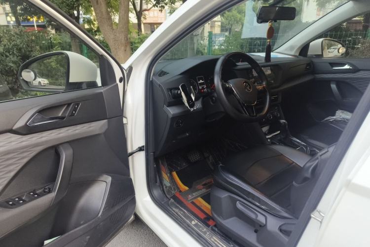 Used Volkswagen Tharu 2021 280TSI Two-Wheel Drive Trend Edition Driver Seat