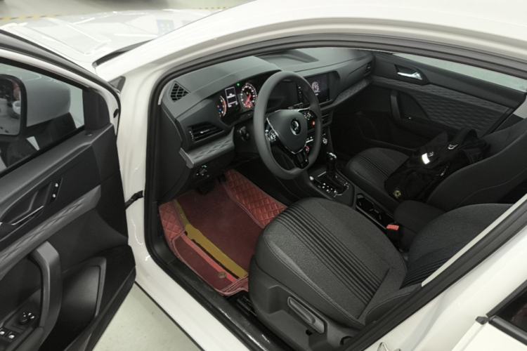Used Volkswagen Tharu 2021 280TSI Two-Wheel Drive Trend Edition Driver Seat