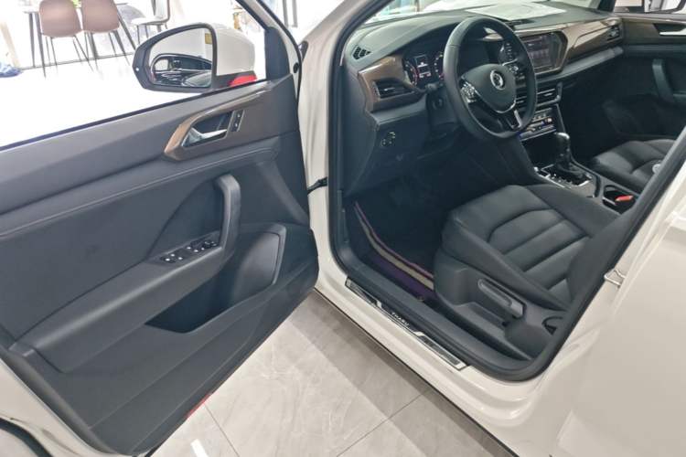 Used Volkswagen Tharu 2021 280TSI Two-Wheel Drive Comfort Edition Driver Seat