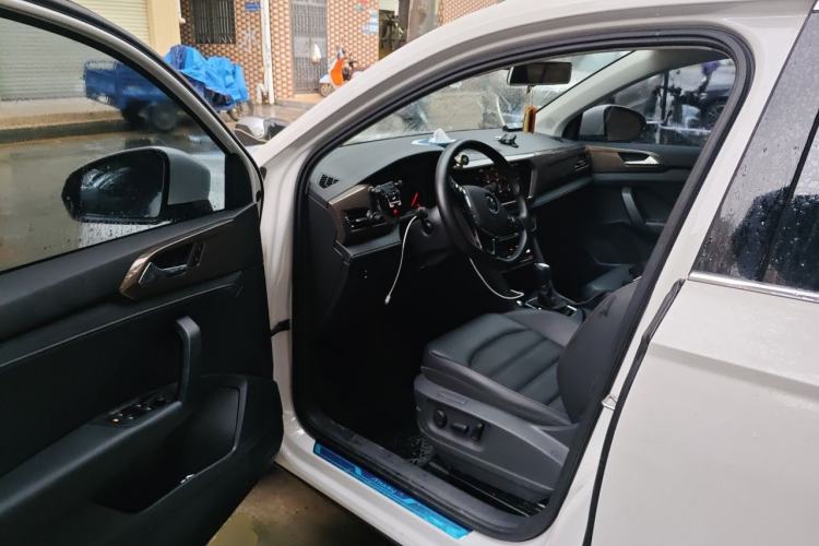Used Volkswagen Tharu 2021 280TSI Two-Wheel-Drive Luxury Plus Edition Driver Seat